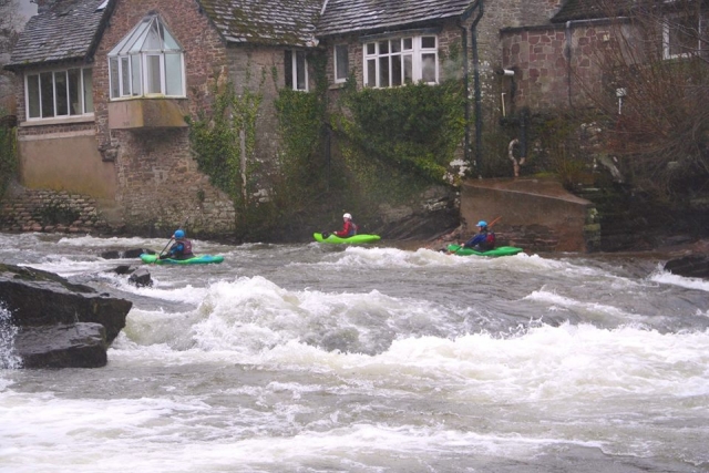  Speedy kayak 