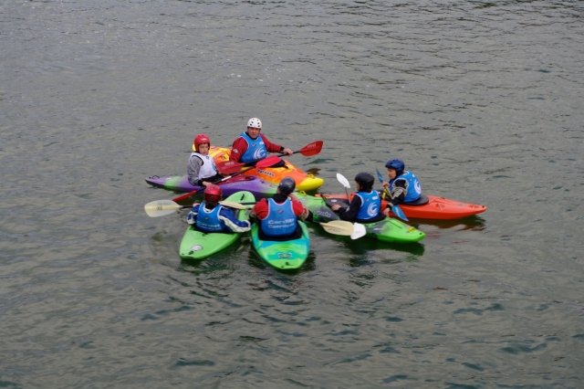Introducción juvenil al kayak 
