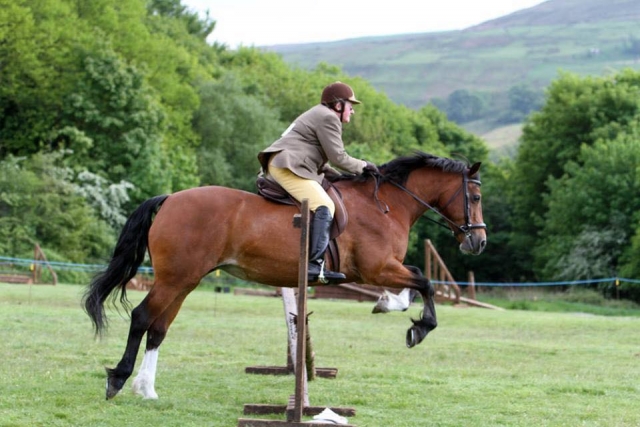  Equitación para personas mayores en Rossendale Valley Riding Club 