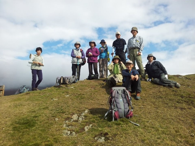  Fuera en las colinas 