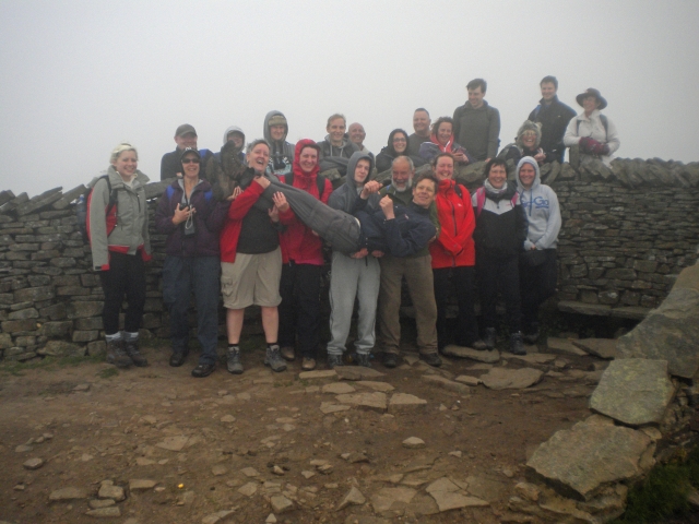  Felices excursionistas 