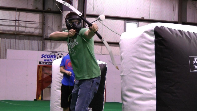  Etiqueta de jalo con arco 