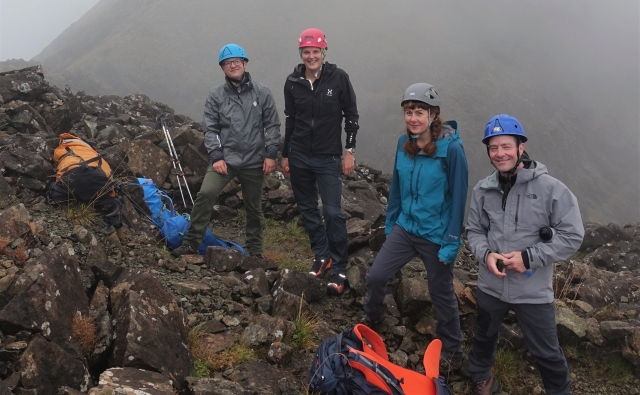  Conseguimos las mejores experiencias sobre la cima de las montañas 