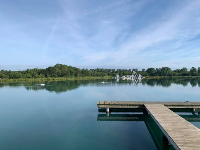  Venga y relájale en nuestro lago 