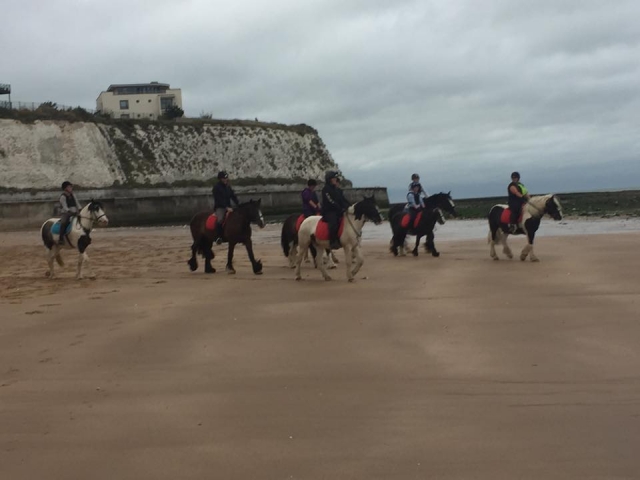  ¡Dale una vuelta por la playa! 