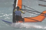  Disfrutando de un windsurf soleado 