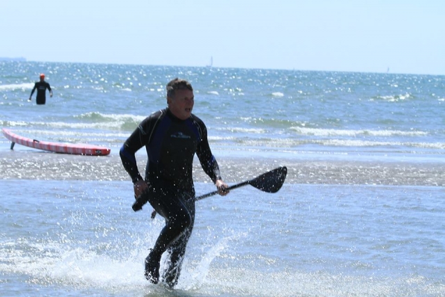  ¡Venga a hacer paddlesurf con nosotros! 