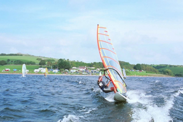  windsurf 