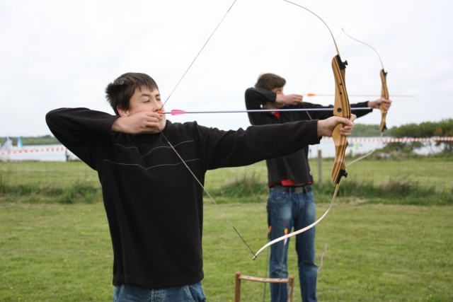  Excelenle puntería y concentración 