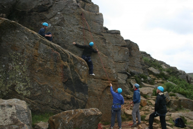  Disfruta de la naturaleza y las vistas desde la cima 
