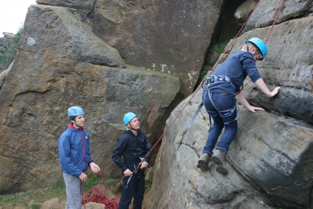  Escalada para grupos de amigos y familiares 