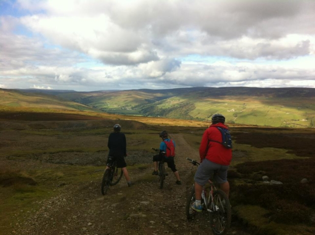  Ciclismo de cerro en los valles de Yorkshire 