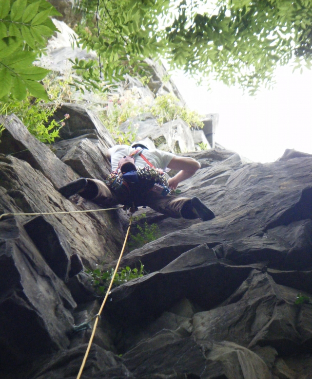  Prueba la escalada al aire libre para variar. 