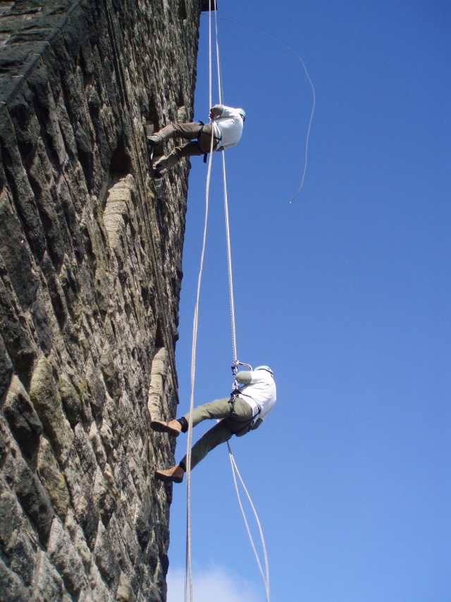  Evento benéfico Pee Tower Bury 