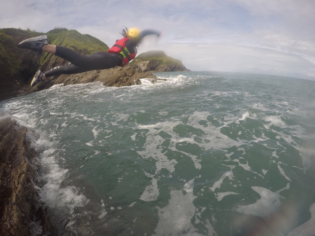  Coasteering Adventure en Devon 