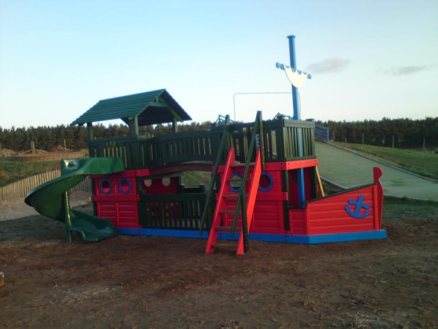  mucho para ver y hacer. 