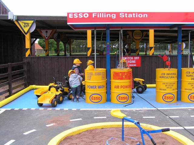  Los niños también. 