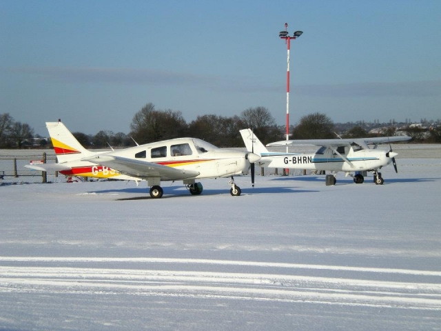  ¡en Wolverhampton Flight Training estamos abiertos todo el año! 
