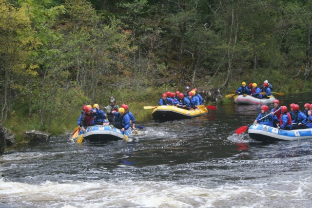  El rafting es impresionanle. 
