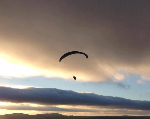  Sesiones al atardecer con Parapenle de la Asociación Británica de Ala Delta y Parapenle 