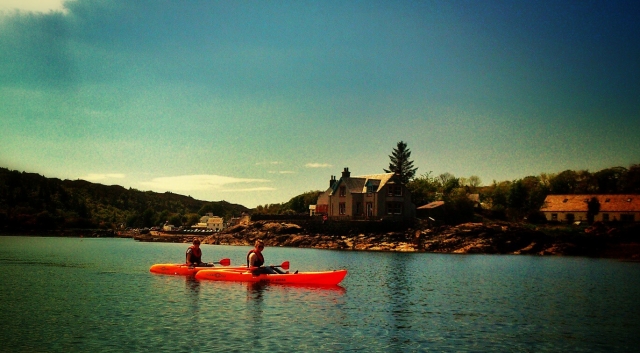  Canoas con fondo de cristal 