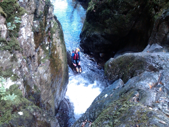  Stag & Desfiladero del grupo de gallinas caminando al norle de Gales 