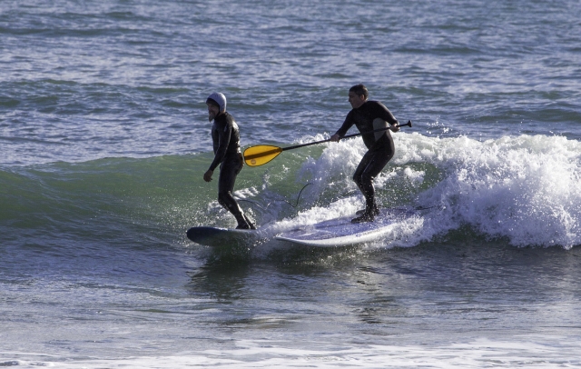  Subir las olas 