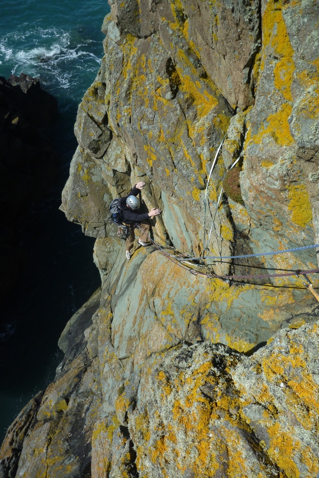  Escalada en acantilados 