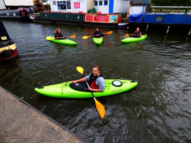  Nuestros kayaks verdes