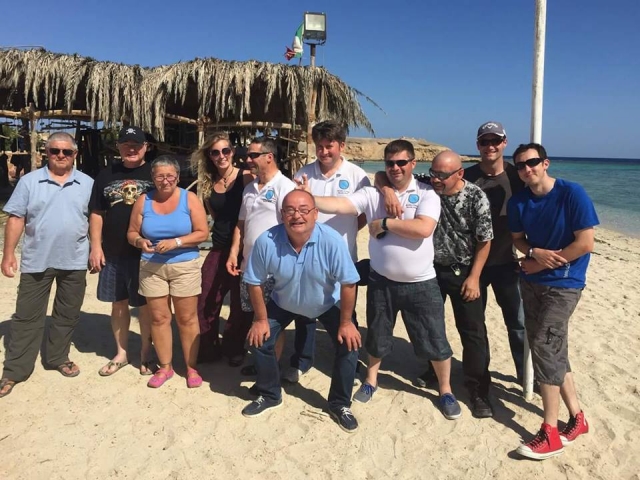  Staff = Familia
