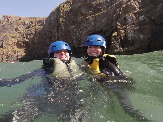  Socios de coasteering 