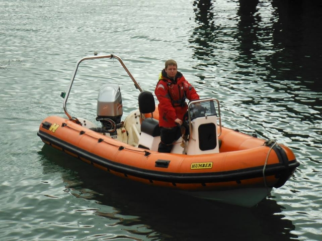  Una de nuestras lanchas a motor