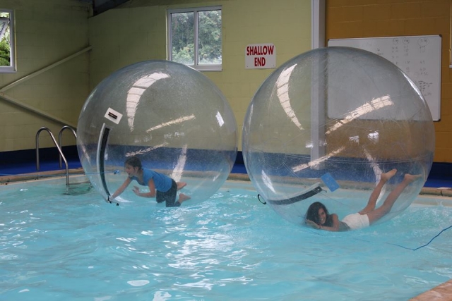 Bellas damas zorbing 