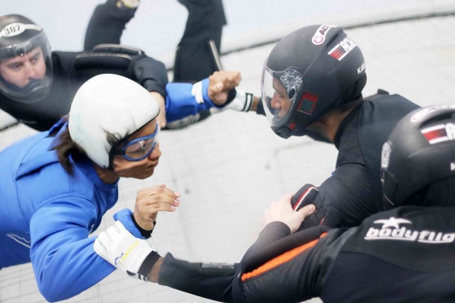  Emocionanle sesión de paracaidismo interior 