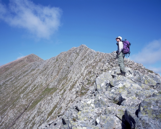  En la cima de las rocas
