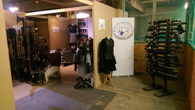  Nuestros trajes y armas 