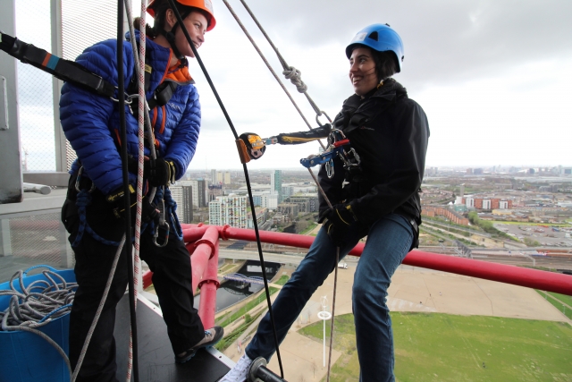  Instructores de apoyo 