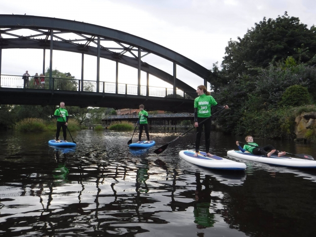  Standup paddle board 
