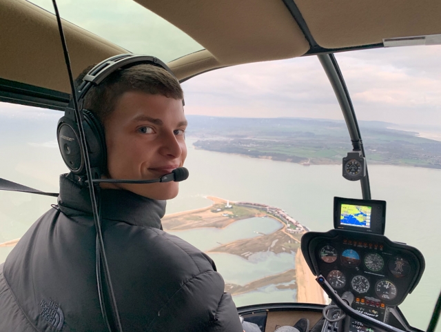  Venga y vuela un helicóptero 