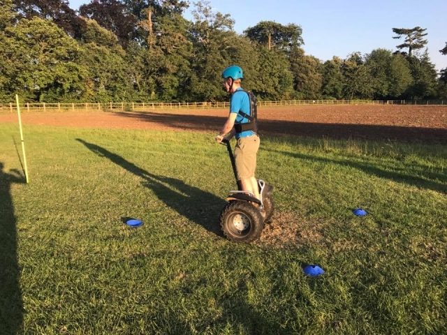  usando el segway