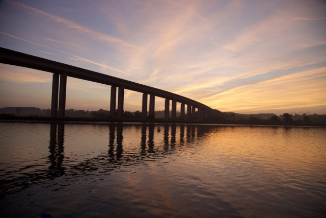  Puesta de sol en el puente