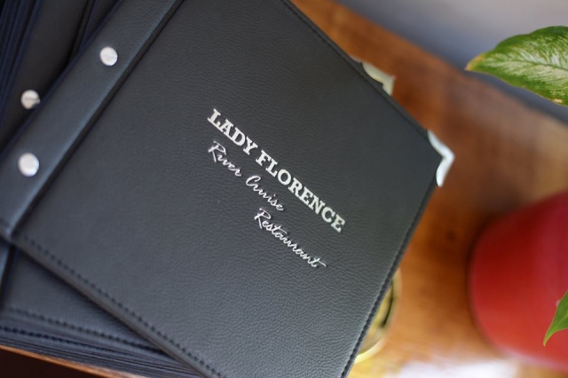  Restauranle Lady Florence. 