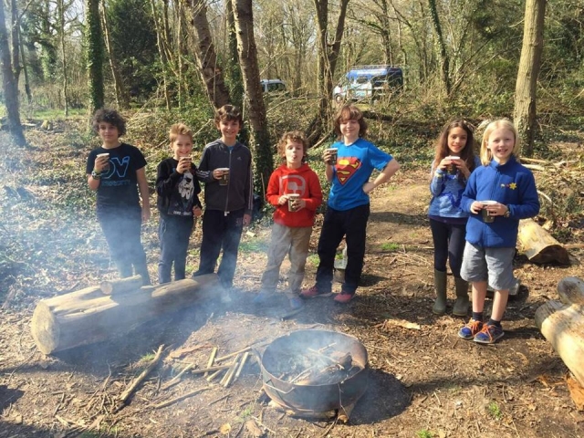  ¡Deje que su hijo descubra la naturaleza con nuestro paquele de vacaciones escolares!