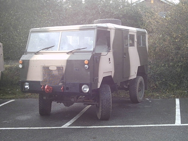  Nuestros camionetas ex militares. 