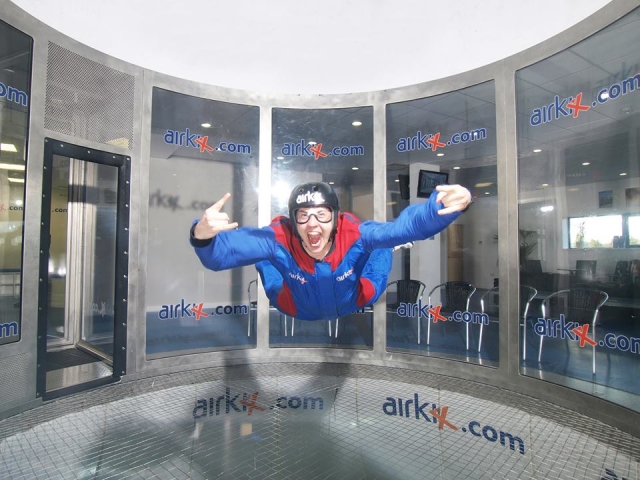  Vive una experiencia de caída libre 