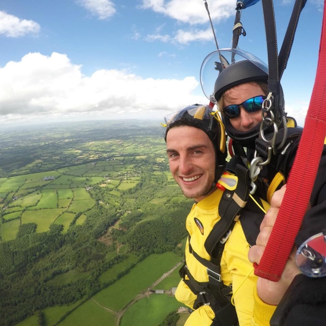  La mejor experiencia de paracaidismo con Skydive Buzz Ltd. 