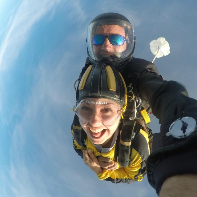  prueba con Skydive Buzz Ltd 