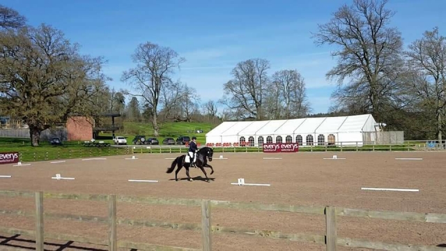  Doma en Finlake Riding Center 