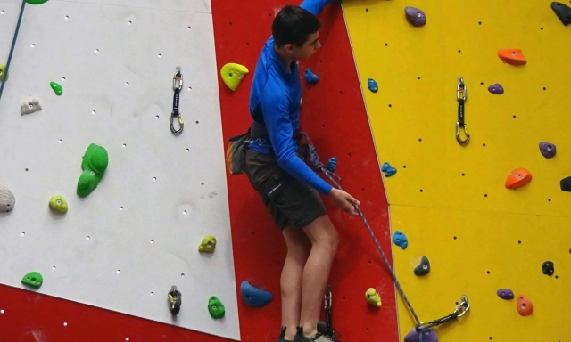  Escalada líder con 365 Mountain Adventures 