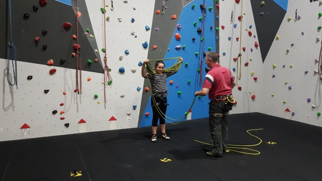  Escalada en interiores con 365 Mountain Adventures 